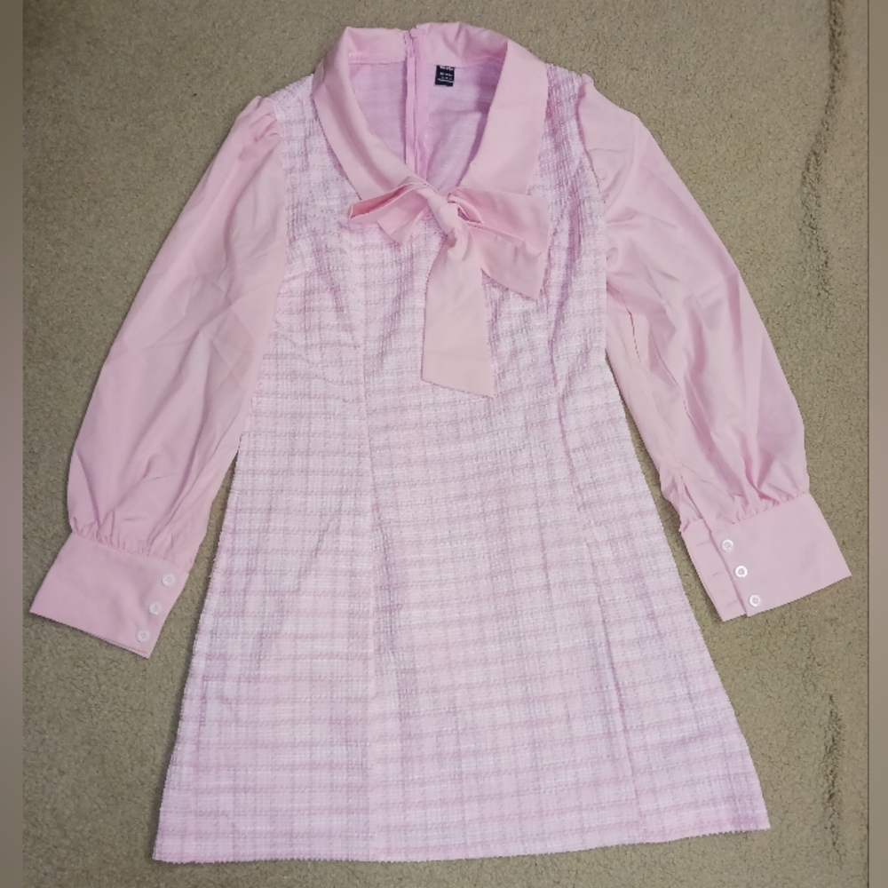 BRAND New, Unworn, Just Opened SPRING Light Pink Bow Collar Retro Tweed Dress